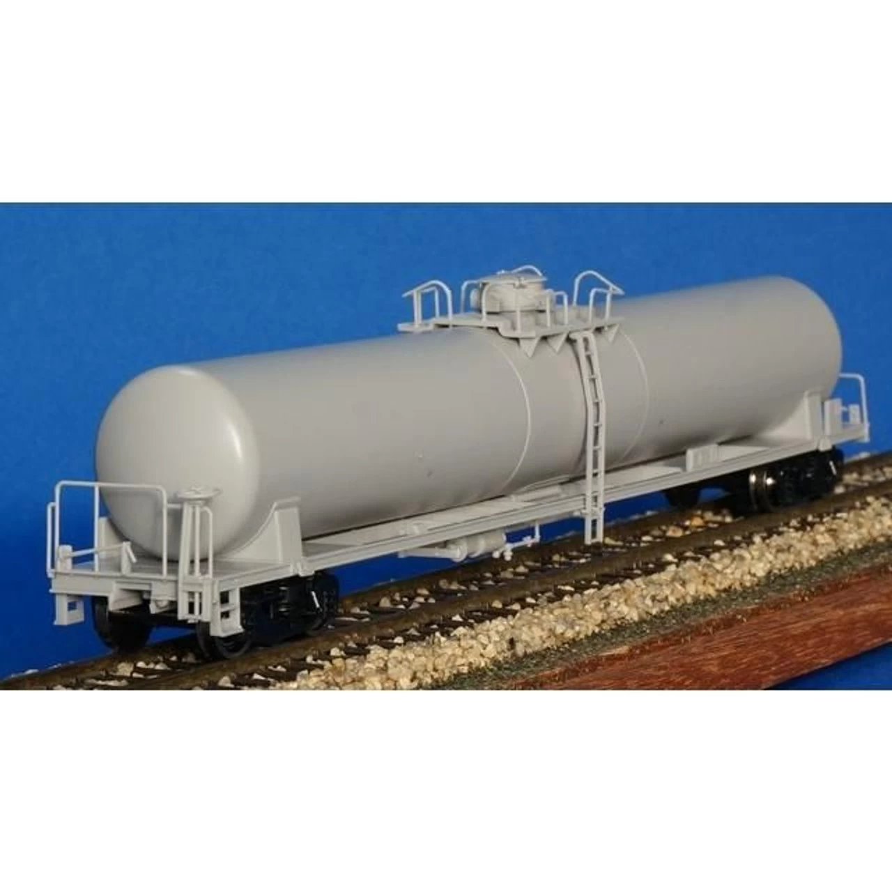 Tramway TW-T25000D Freight Car TAKI 25000 (Instant Lettering Selectable) 2 Cars Set (HO Scale) 4 Tramway TW-T25000D Freight Car TAKI 25000 (Instant Lettering Selectable) 2 Cars Set (HO Scale) - Image 2