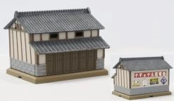 Rokuhan S028-1 Tiled-Roof Barn With Billboard (Gray) (Z Scale)