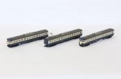 Rokuhan T011-3 JR Series 115-1000 Suburban Train Yokosuka Color 3 Cars Set (Z Scale)