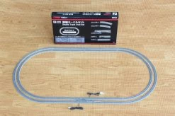 Rokuhan R062 Rail Set C Double Track Oval Set (Z Scale)