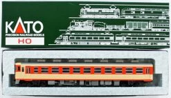 Kato 1-605 Passenger Car KIHA 65 (HO Scale)